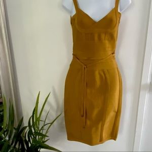 Mustard bandage dress size M